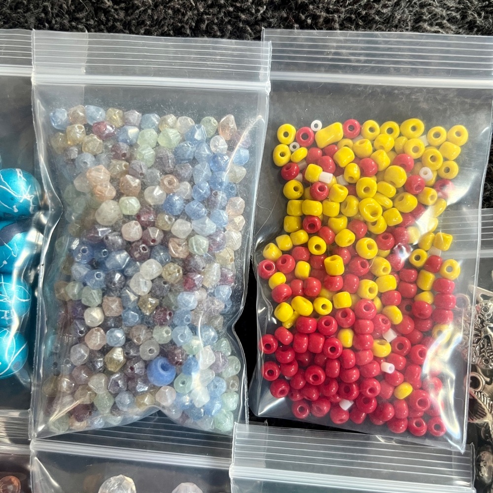 Colorful Bead Collection - Picture 3 of 6